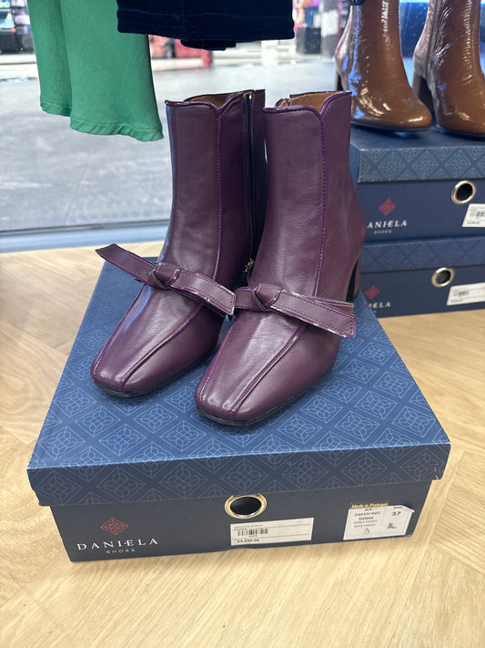 Botas violetas