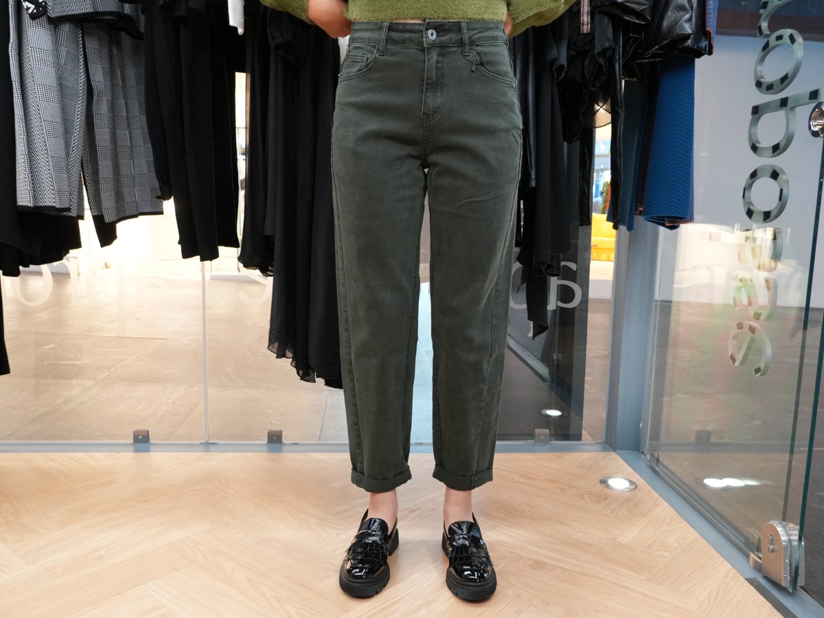 BARREL JEANS